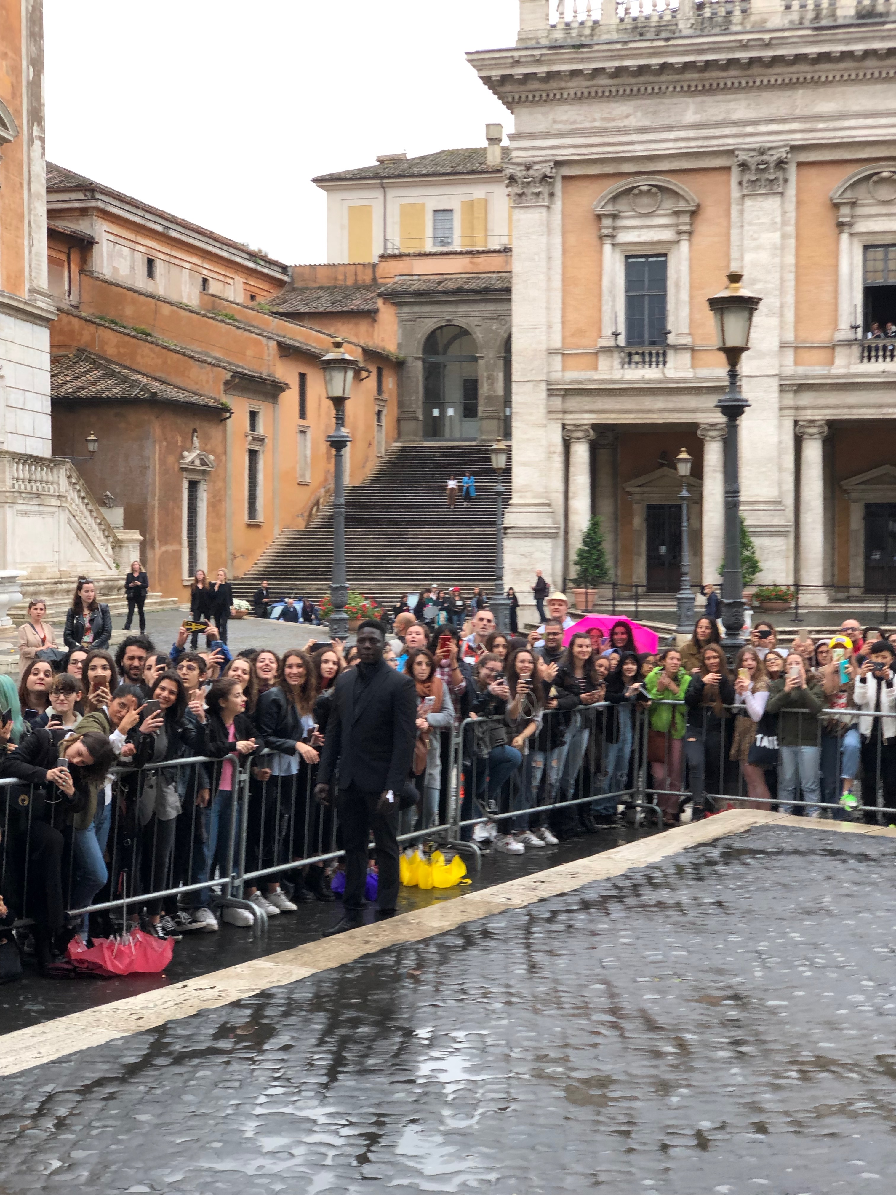  Harry Fever outside Gucci Cruise 2020
