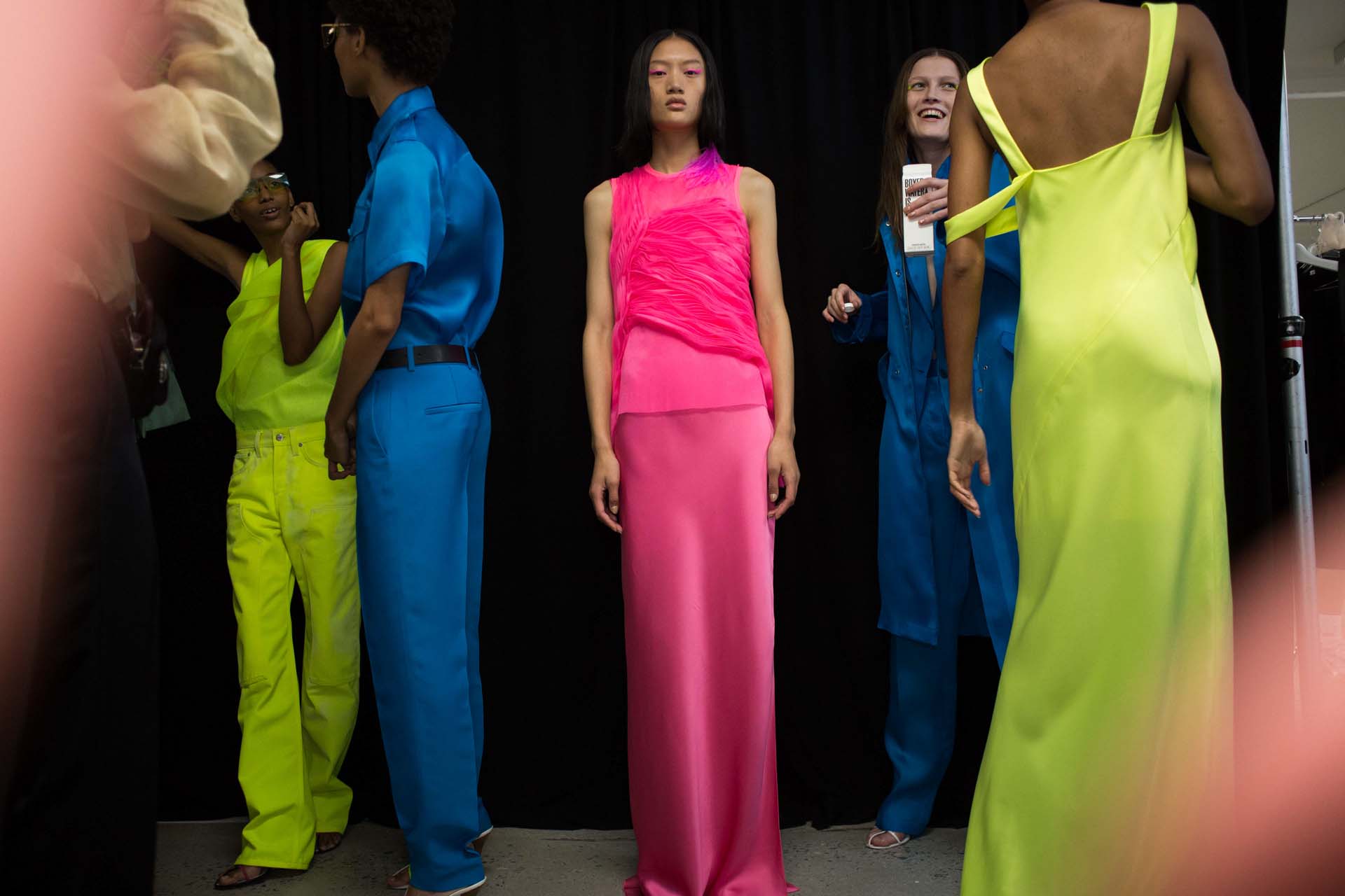 Coup de grâce on X: Helmut Lang SS94 backstage shot by Juergen