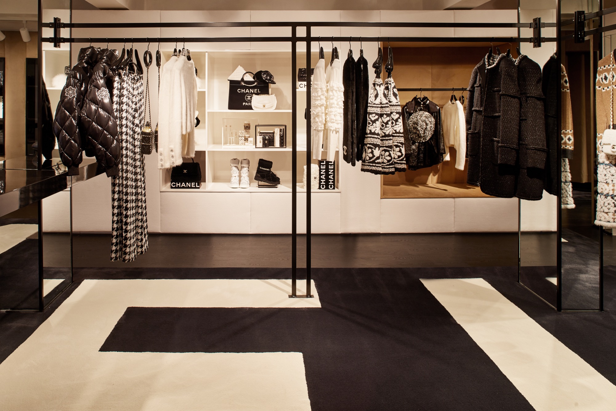 Chanel Opens an Exclusive Boutique in Aspen, Colorado - V Magazine