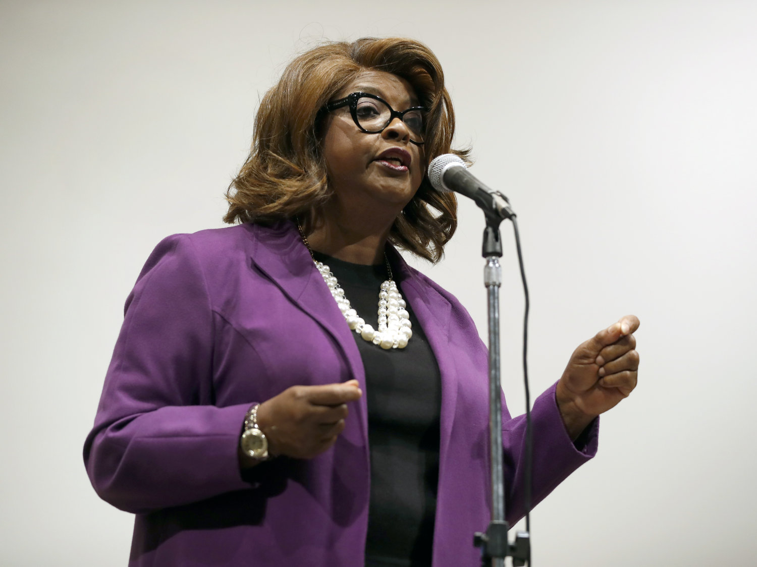 Ella Jones Is Elected as the First Black and First Woman Mayor of