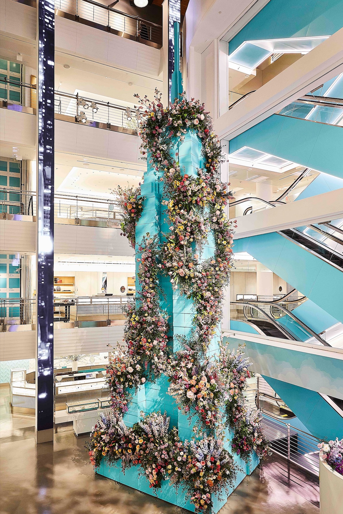 Tiffany & Co Flagship Flaunts a Special Flower Flash For Mother's Day - V  Magazine