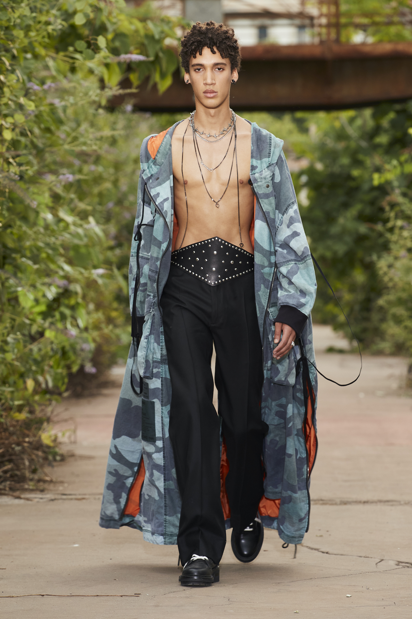 DSquared2 Releases Their SS22 Men's and Women's Collections - V 