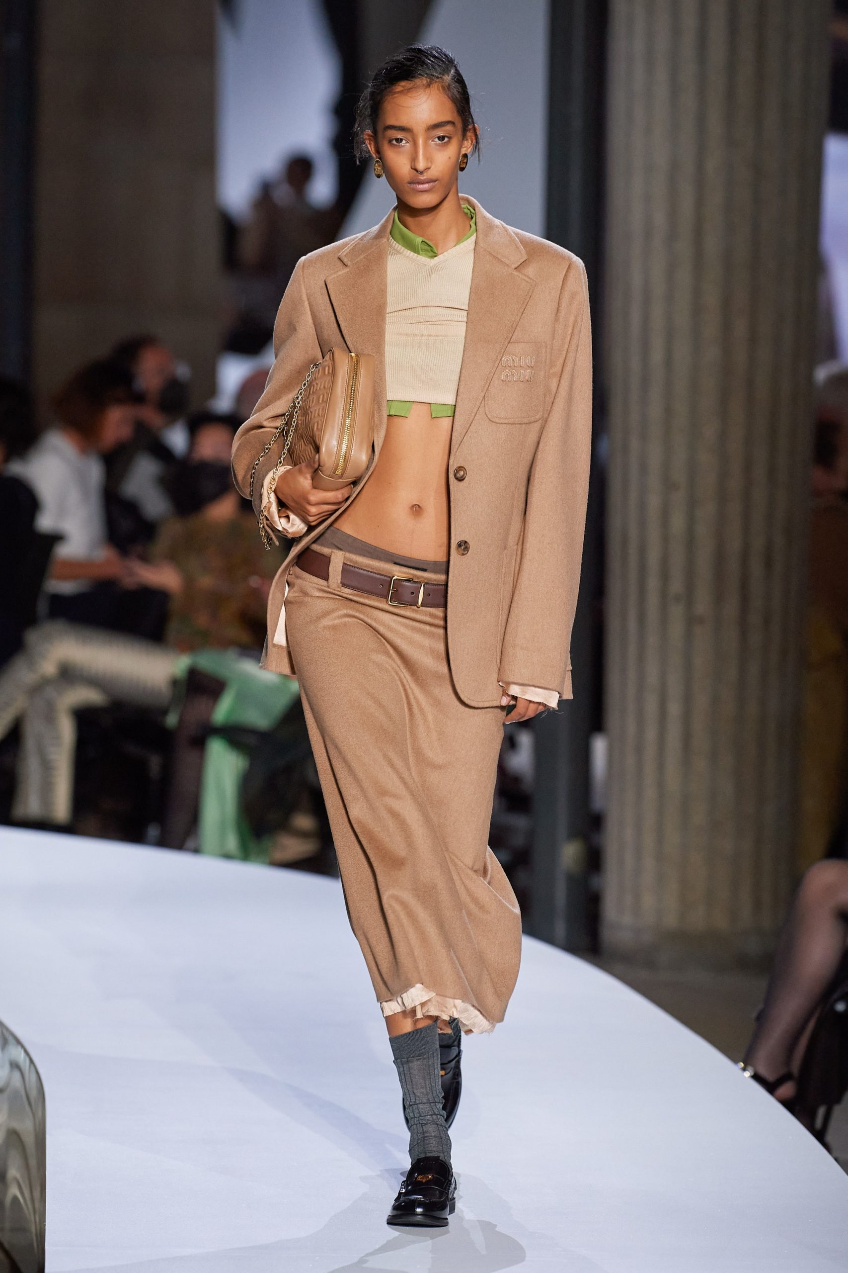 Louis Vuitton Spring Summer 2022 Ready-to-Wear - RUNWAY MAGAZINE