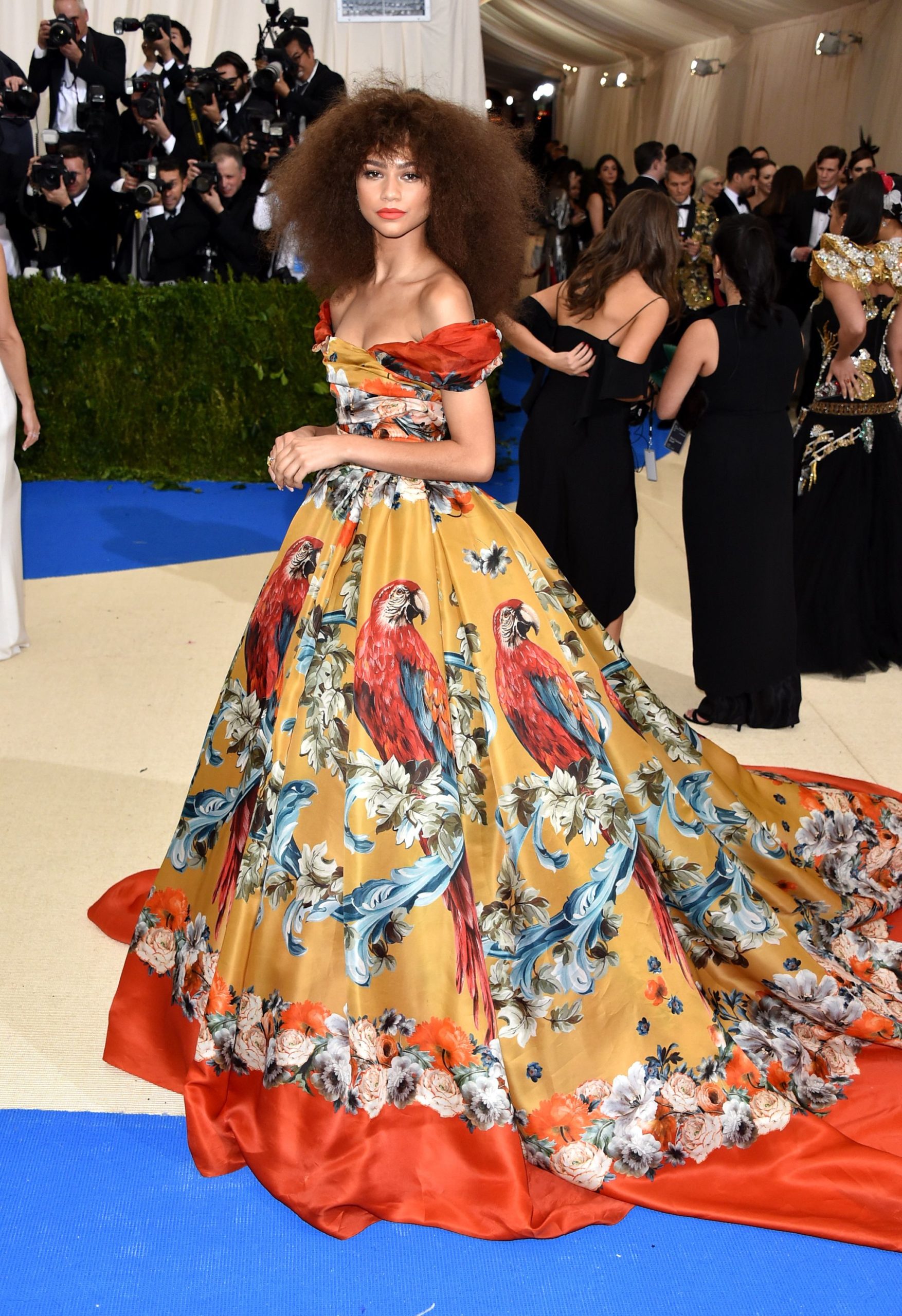 15 Of Zendaya s Most Iconic Red Carpet Looks V Magazine