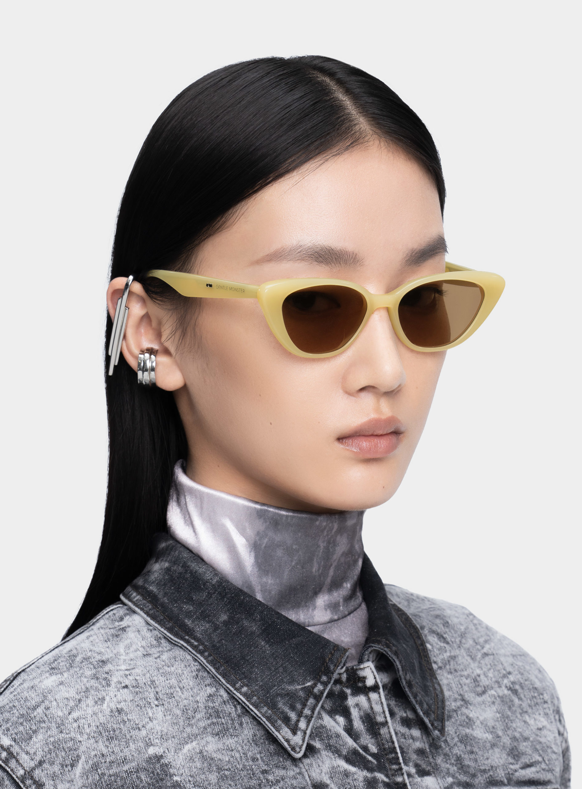 Gentle Monster's Pre-2022 Collection Is Futuristic Elegance - V Magazine