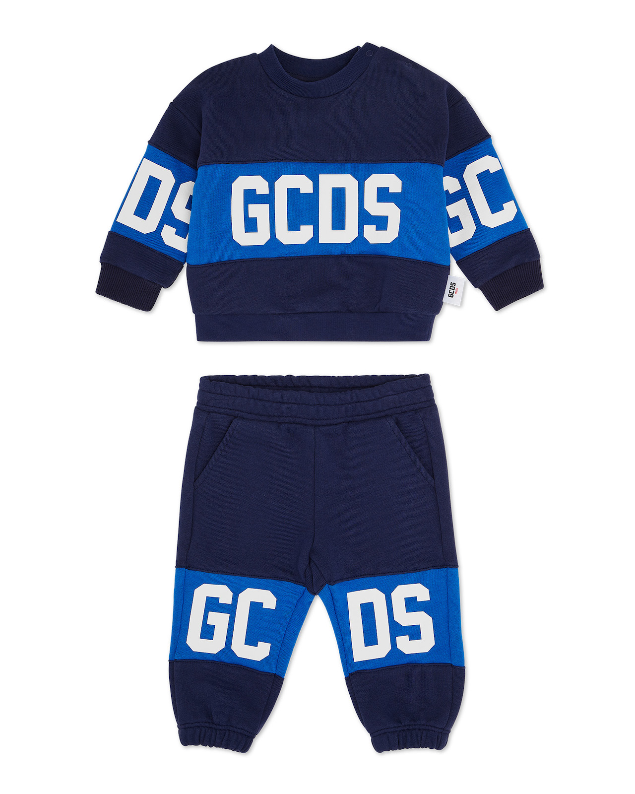  A sweatsuit from the GCDS Mini SS 22 collection.