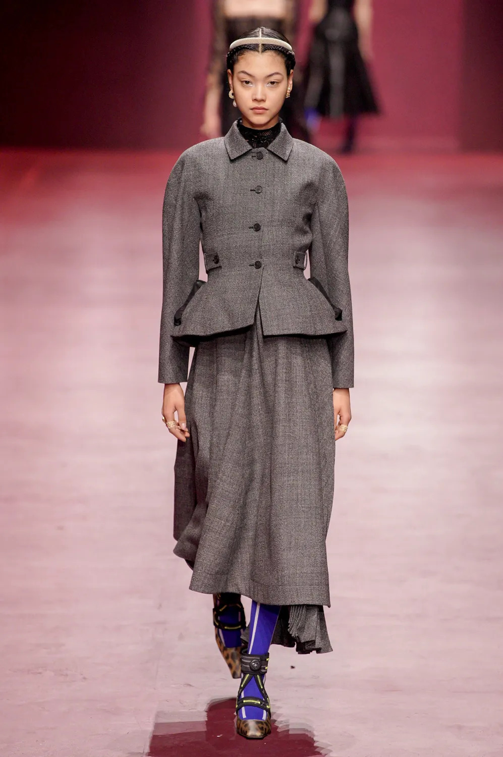 Christian Dior Mixes Futurism with Classicism for Fall/Winter 2022 - V ...
