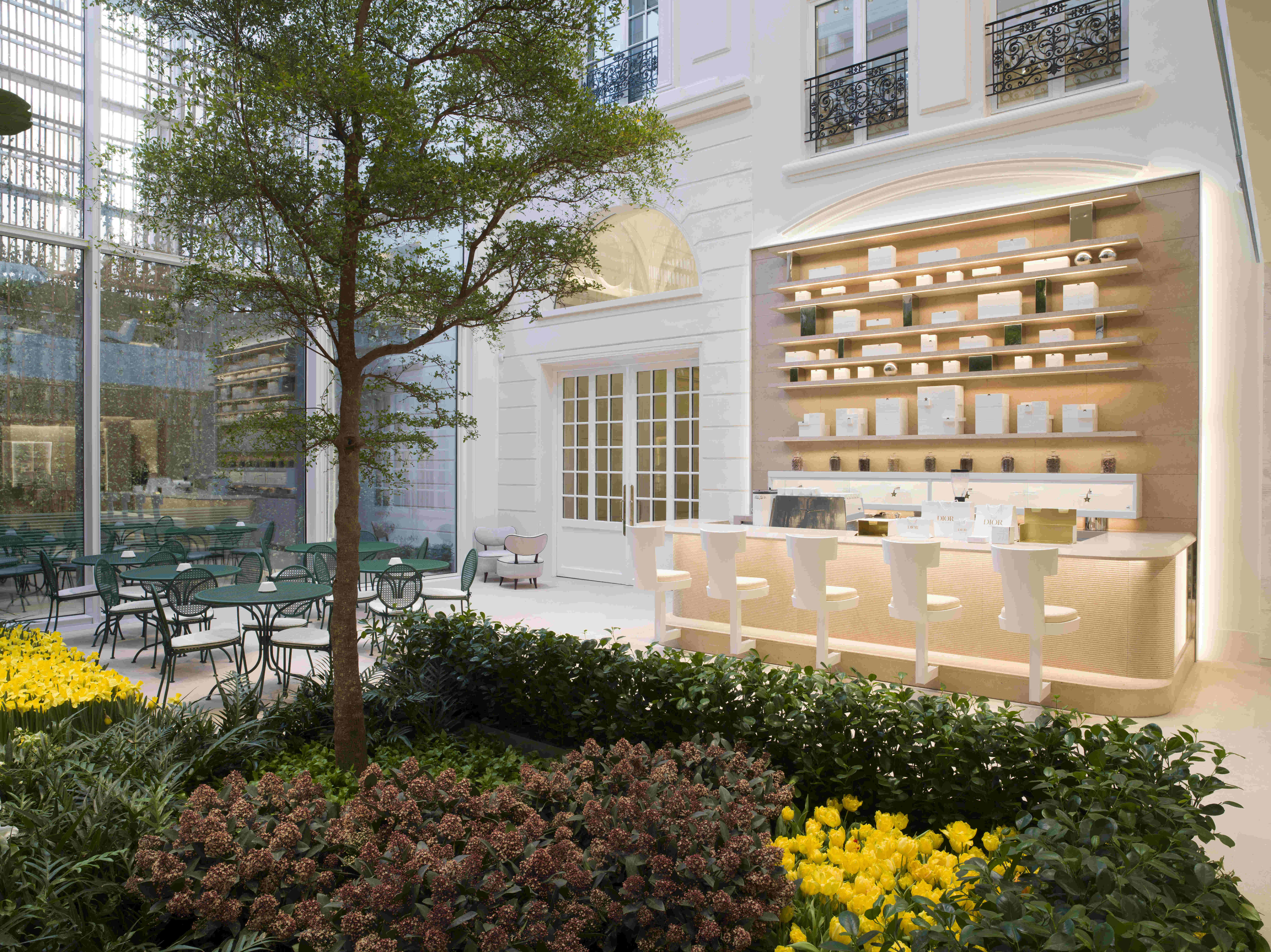 Dior's historic flagship at 30 Avenue Montaigne opens — Dossier Magazine