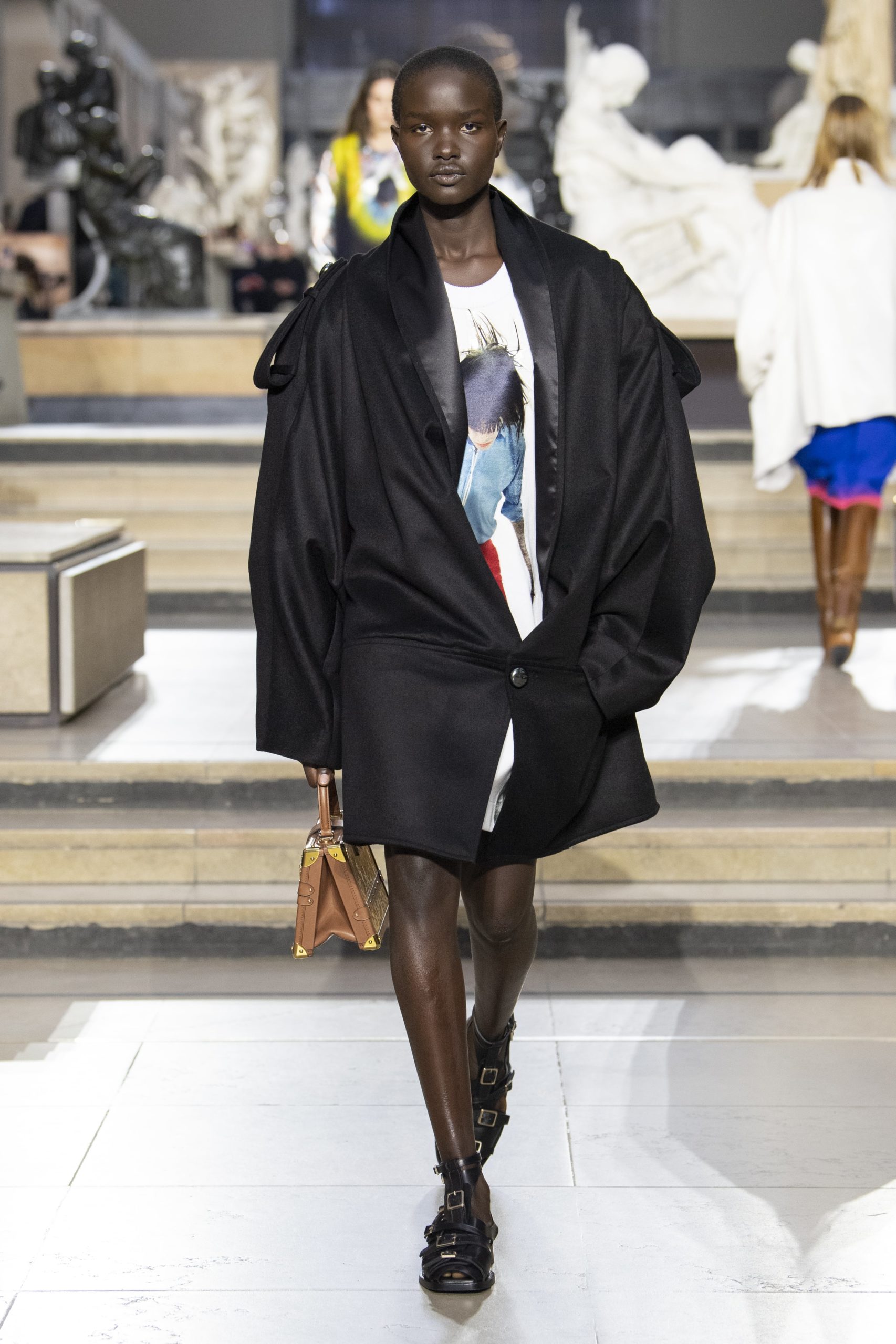 Louis Vuitton fashion LV  Model aesthetic, Louis vuitton fashion