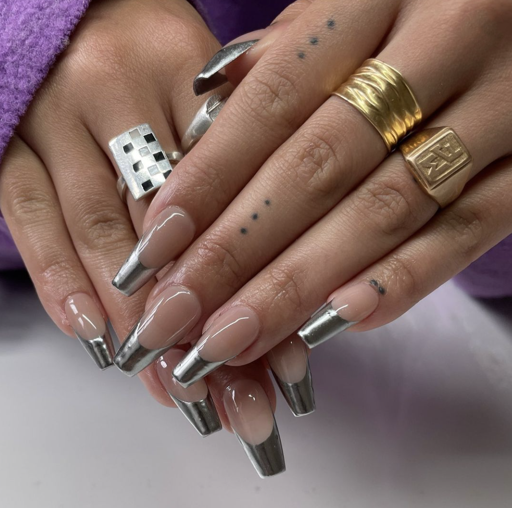 6 Chrome Nail Looks You Have to Try - V Magazine