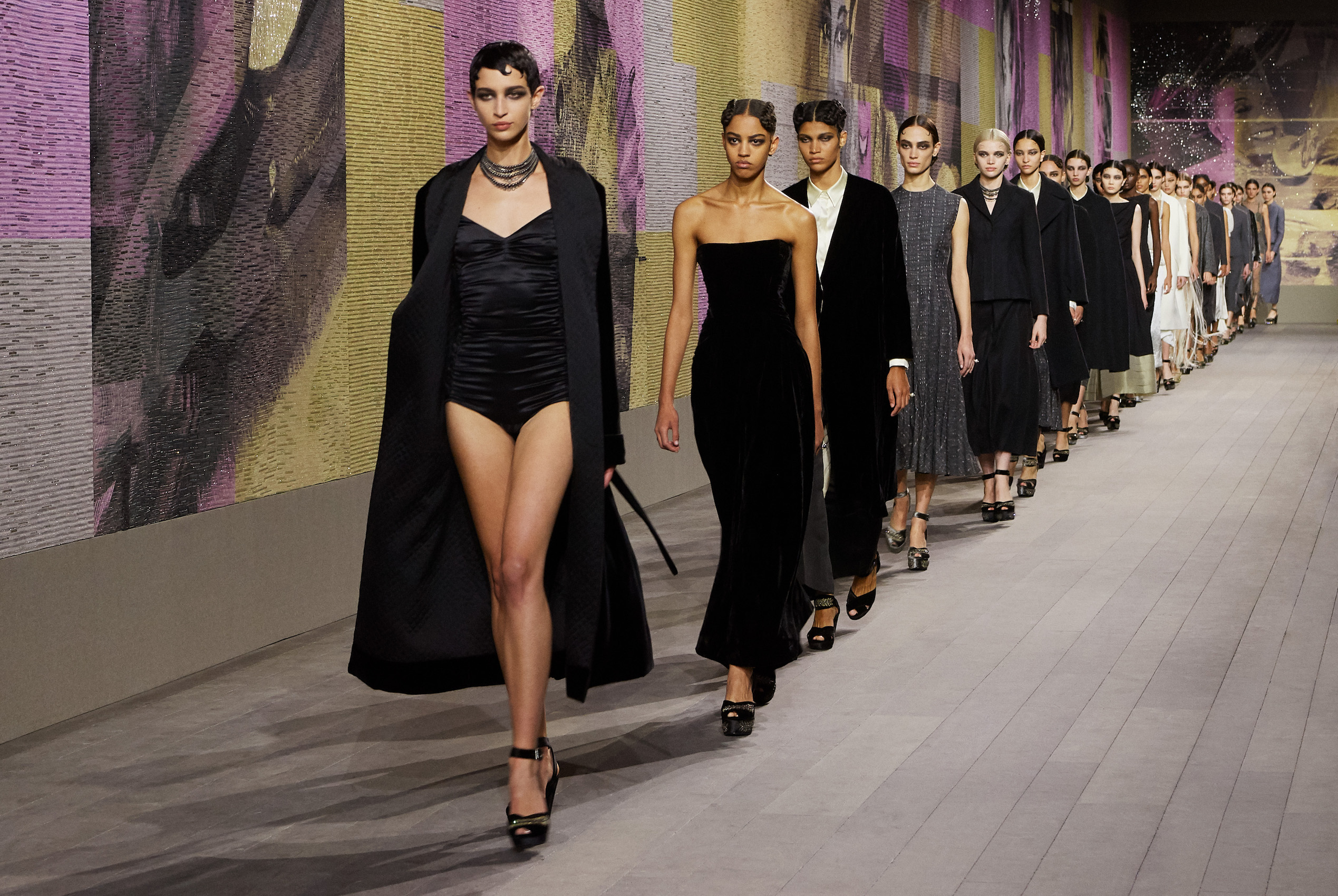 Dior Inspired Telegram: Fashion Community Explodes - twlrwab