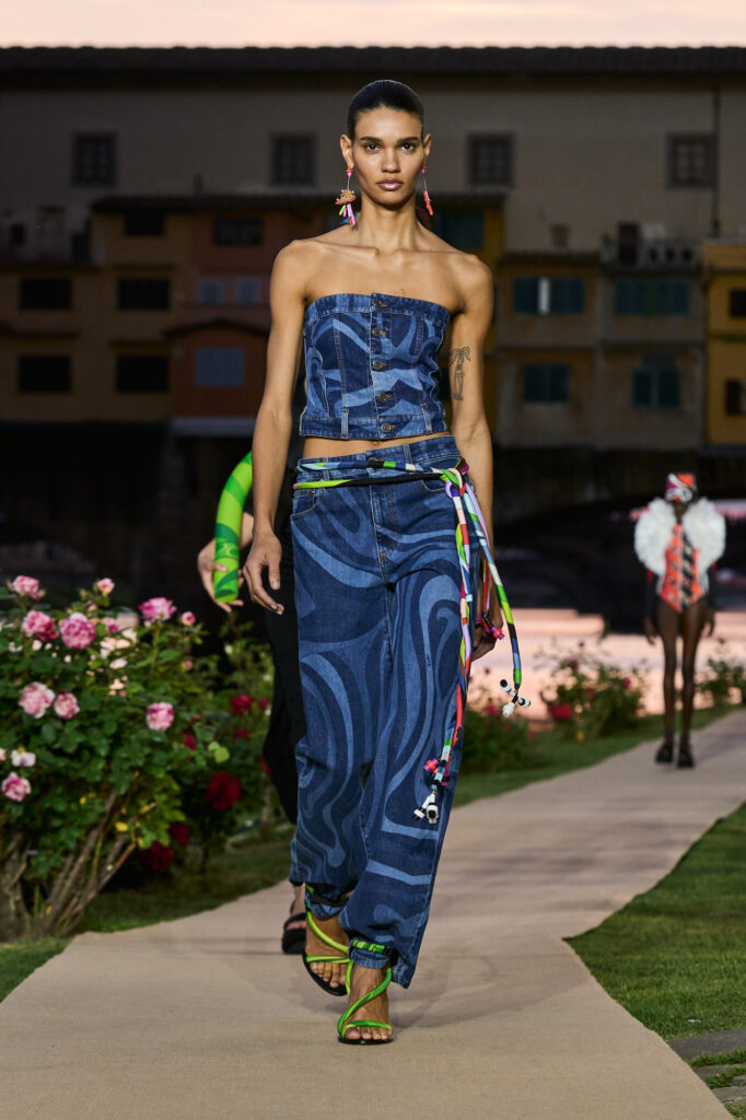 Pucci: Camille Miceli's first fashion show, «Initials E.P.», takes place in  Florence