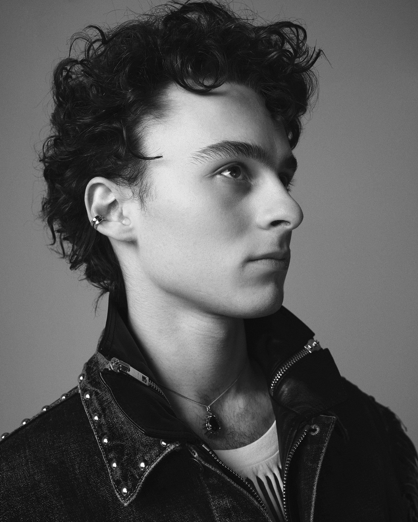 V People: Wyatt Oleff. 