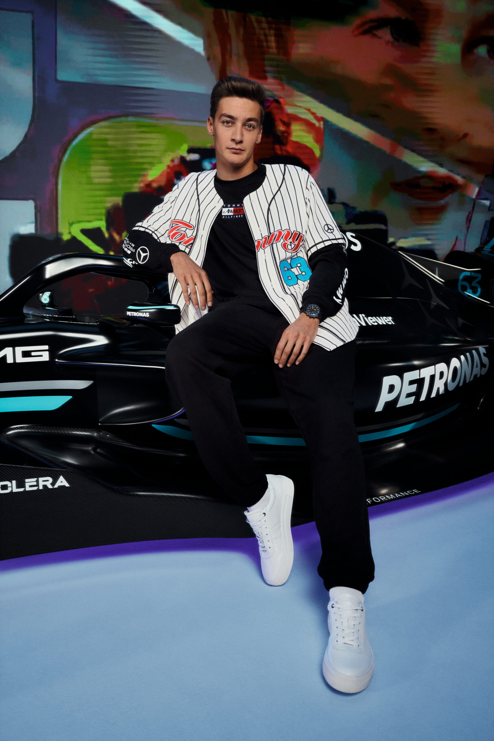 Sistemáticamente boicotear oscuridad Tommy Hilfiger and Awake NY Co-Design Capsule Collection with the  Mercedes-AMG Formula One Team - V Magazine