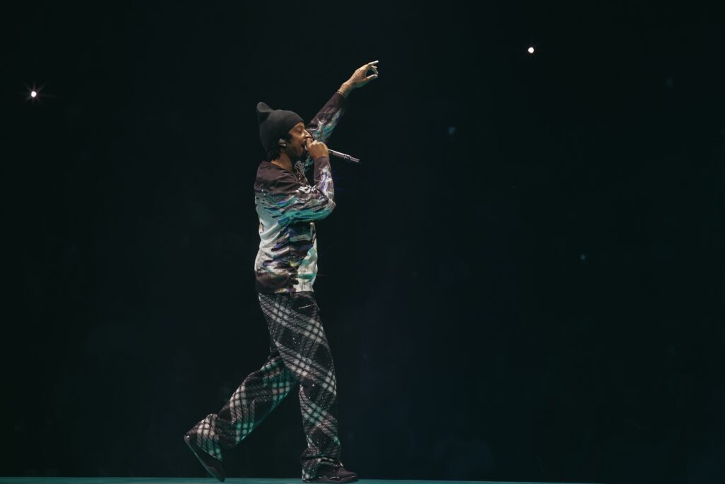 21 Savage Wore Custom Burberry At Madison Square Garden Weekend