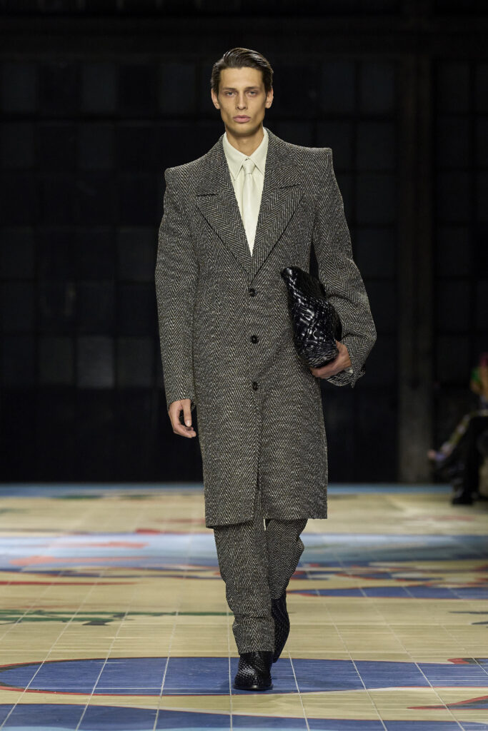 Bottega Veneta Celebrates Travel and Dislocation in Their Summer 2024 ...