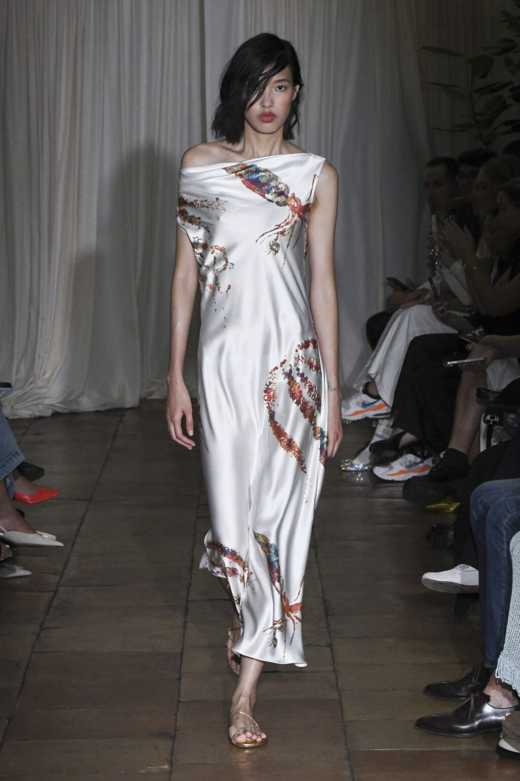 Alejandra Alonso Roja Looks To The French Riviera And Menorca For Her ...