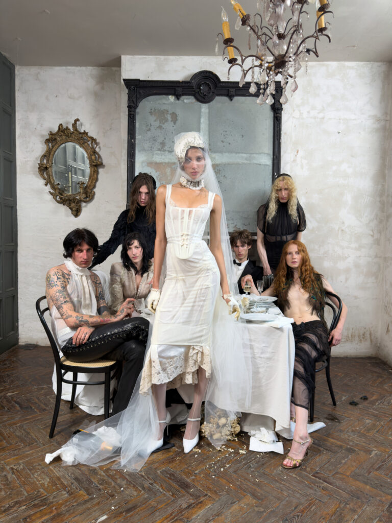 Dior Takes a Youthful Approach For Fall 2022 - V Magazine